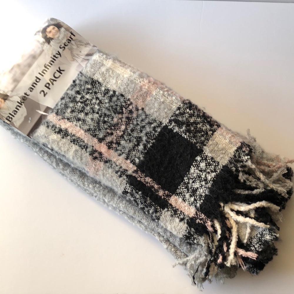 Plaid thick Blanket and Infinity Scarf set
